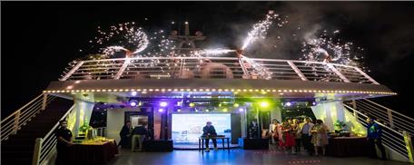 Tour Du lịch Hạ Long trên du thuyền Sea Octopus